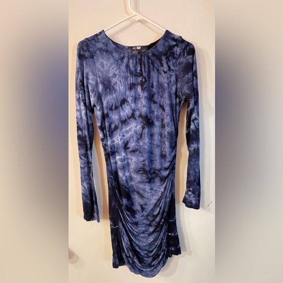 Young Fabulous & Broke Dresses & Skirts - Young Fabulous & Broke blue tie dye bodycon dress. Ruching at bottom
